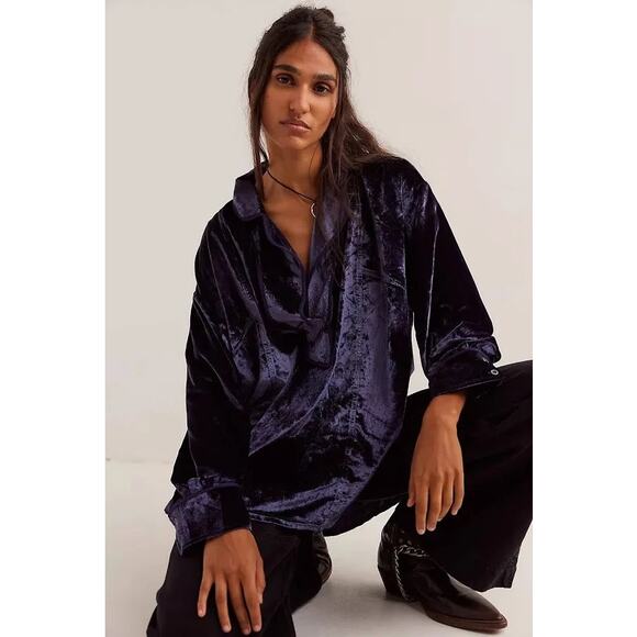 Free People Luxy Velvet Solid Long Sleeve Top Navy Blue/Night Sky Size M - Picture 1 of 8
